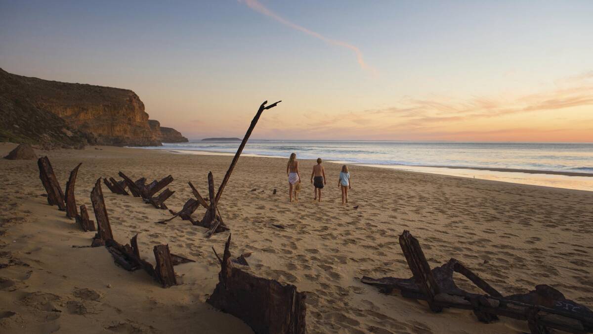 Ethel Beach … discover the secrets of its famous shipwreck.