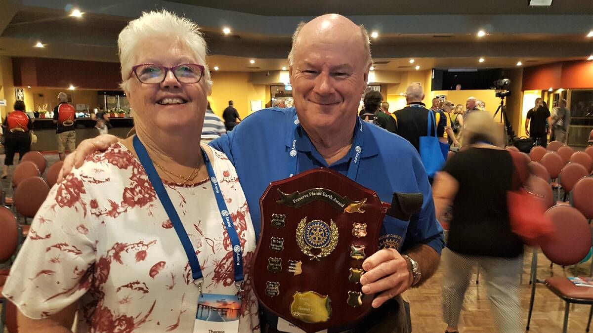 Drought support: Gordon and Therese Hill and The Rotary Club of Cobar have raised almost $800,000 for the Drought Relief Program. Photo: Supplied. 