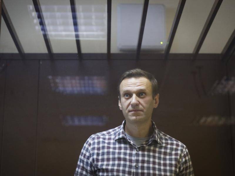 Prison authorities have threatened to force-feed Alexei Navalny, the dissident says.