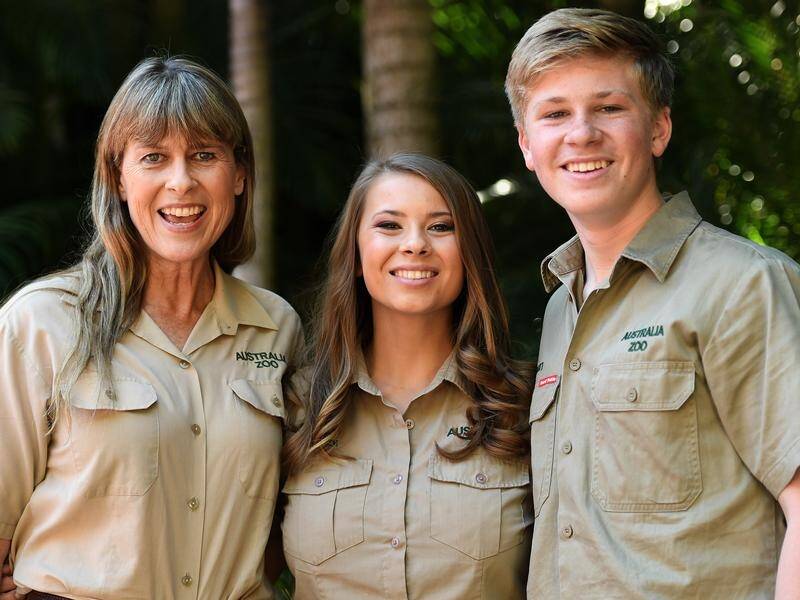 Terri, Bindi and Robert Irwin have come away from the Critics Choice Real TV Awards empty-handed.